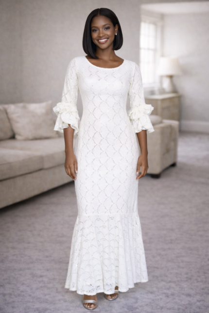 Ezinne Collection: Boubou Kaftan adorned with a stylishly Sleeve